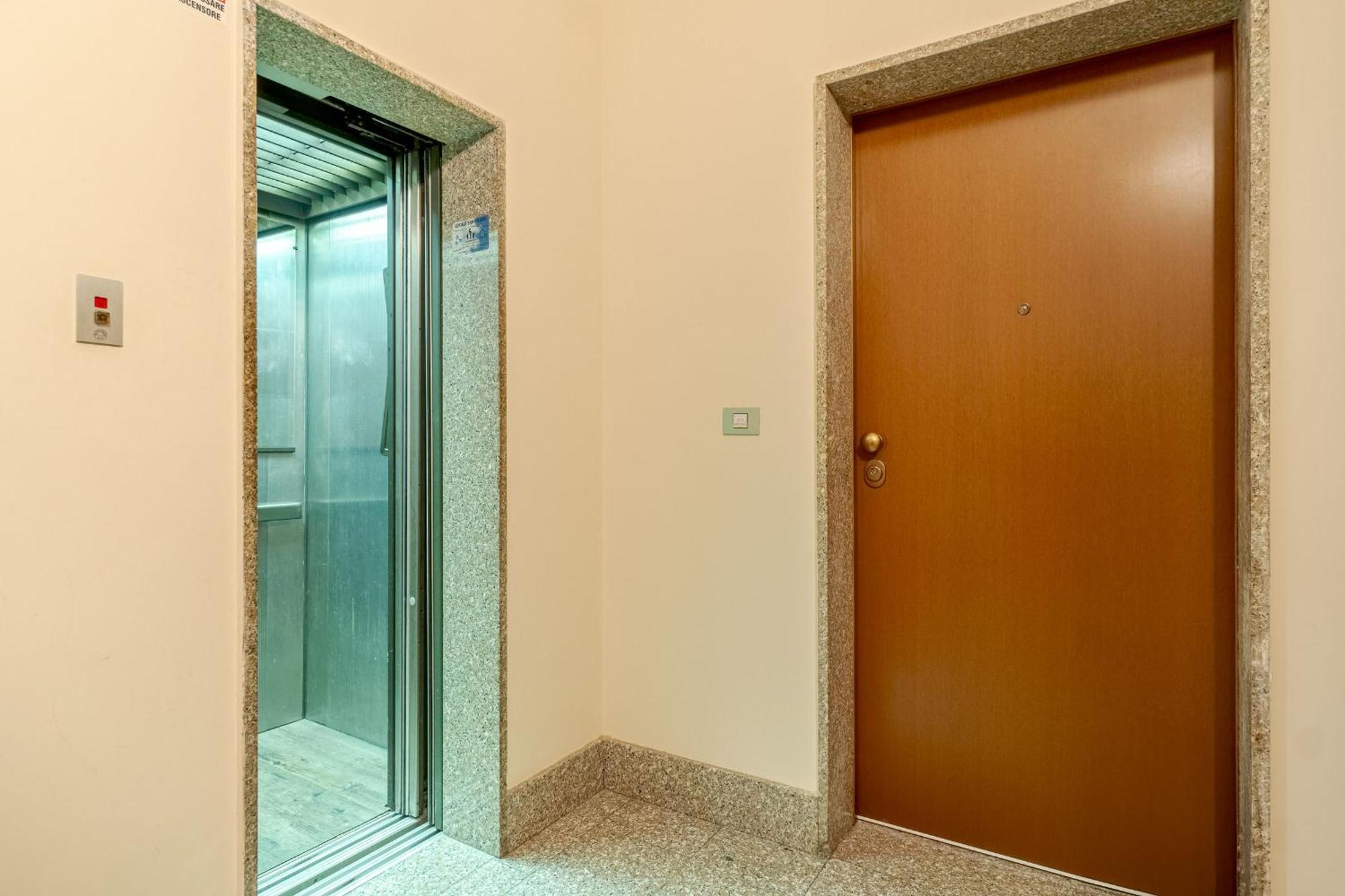Asti Comentina Railway Functional Flat 외부 사진